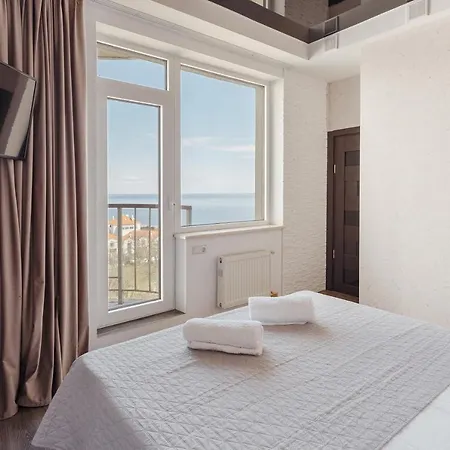Pearl Apartment